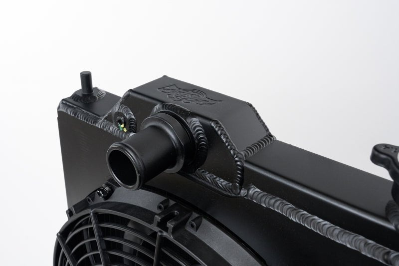 CSF 96 - 07 Mitsubishi Evo 4/5/6/7/8/9 Full - Slim Radiator w/12in Fan & Shroud/ - 16AN - Black - BLOX Racing