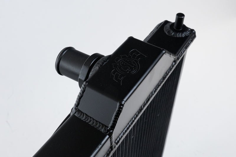 CSF 96 - 07 Mitsubishi Evo 4/5/6/7/8/9 Full - Slim Radiator w/12in Fan & Shroud/ - 16AN - Black - BLOX Racing