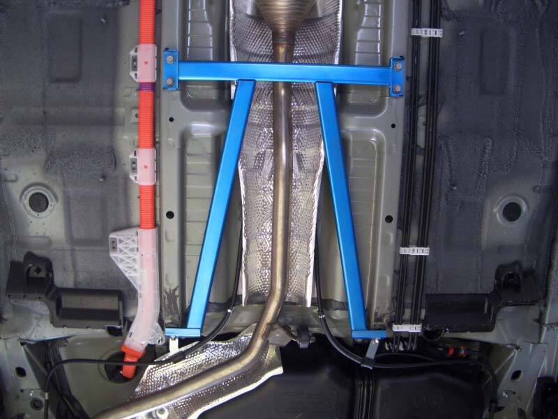 Cusco Power Brace ZVW30 PRIUS CENTER - BLOX Racing